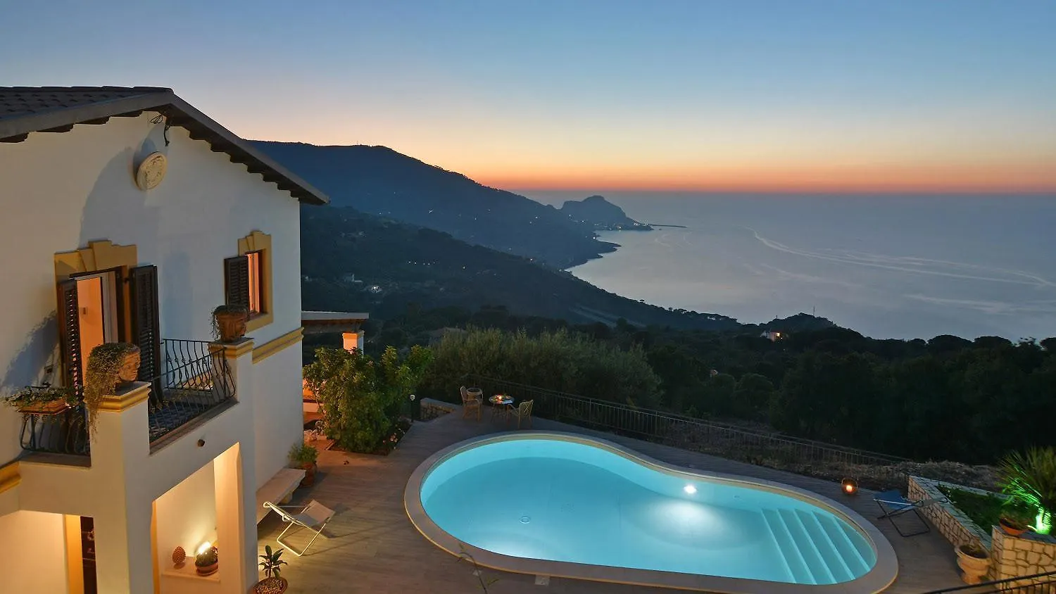 Villa Il Basto 8 By Massimo Villas 체팔루