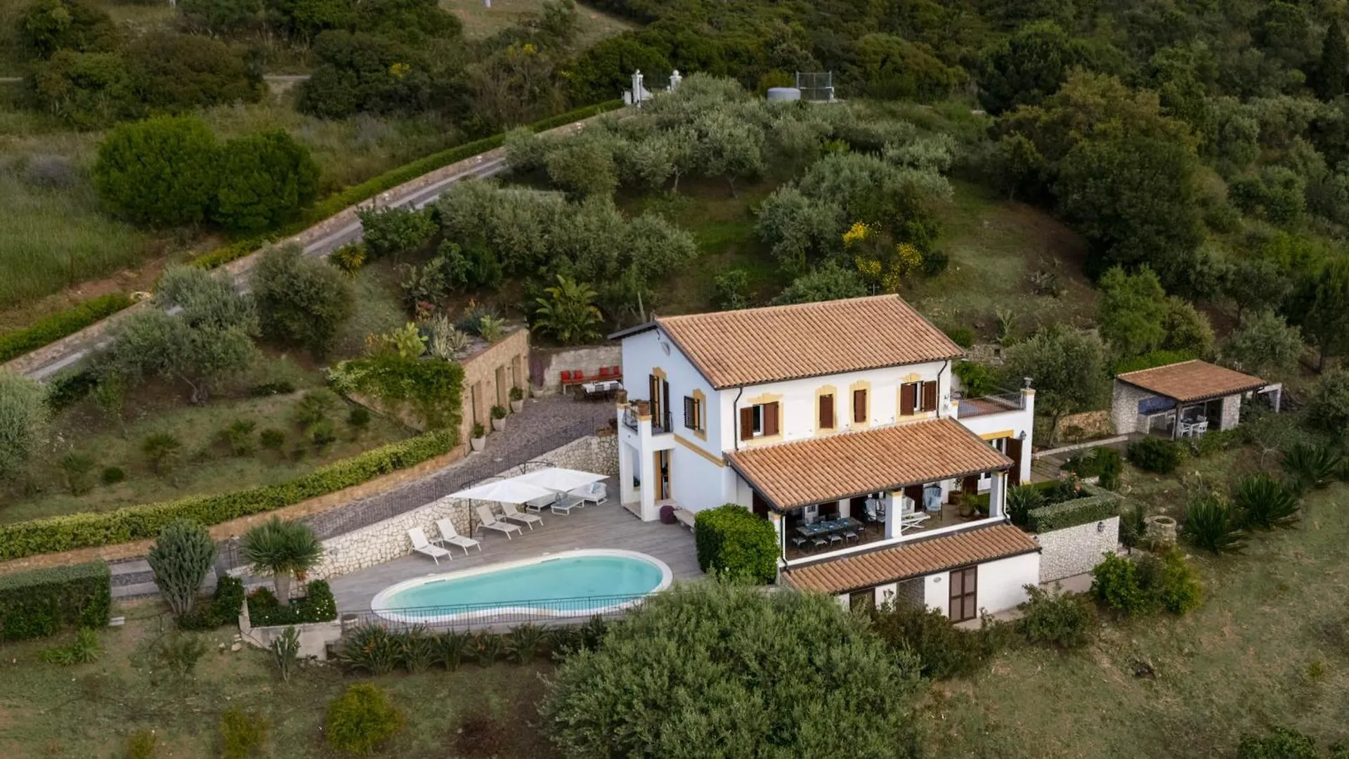 Villa Il Basto 8 By Massimo Villas 체팔루